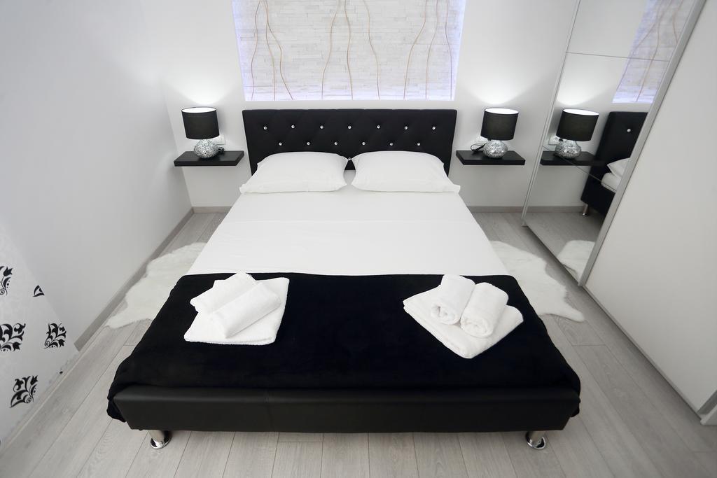 Apartments Taratta 1 Trogir Luaran gambar